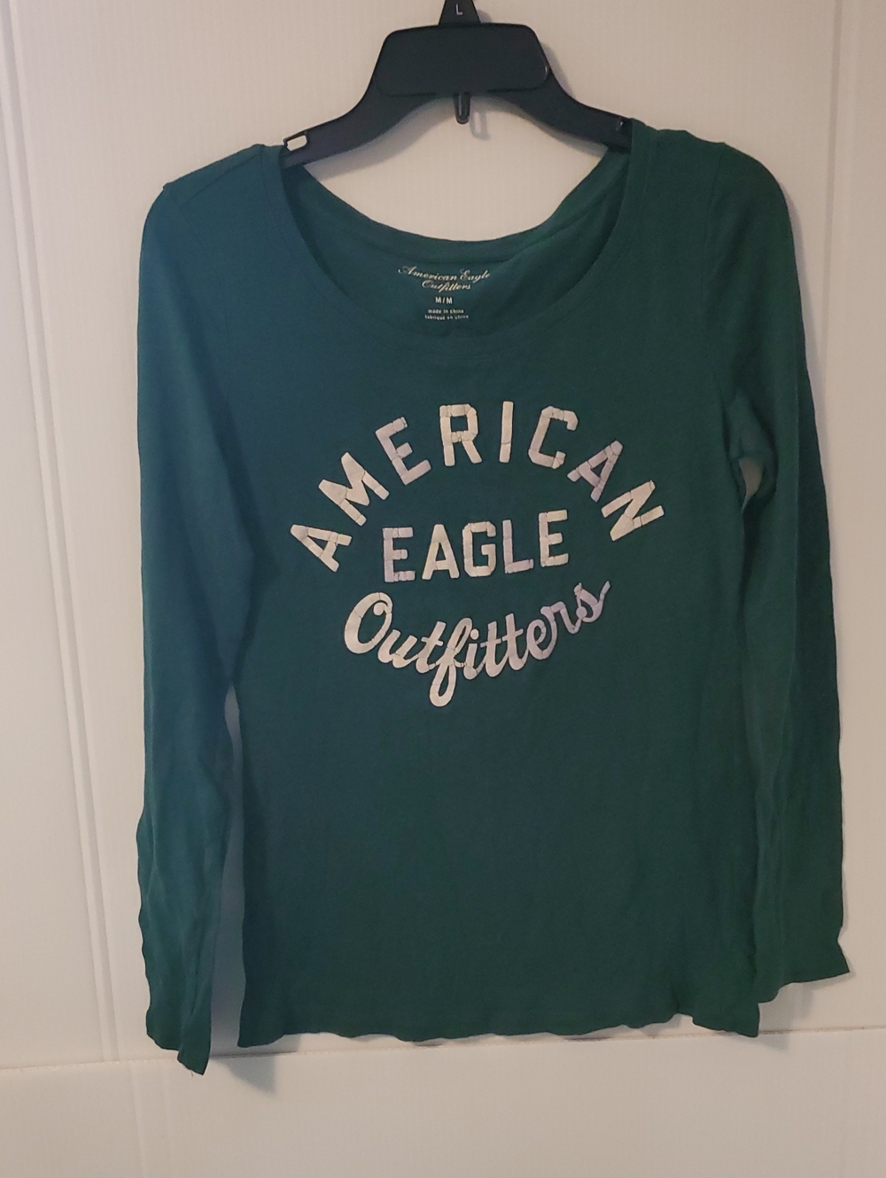 American Eagle Outfitters Women's Long Sleeve Green Logo Tee Size M/M